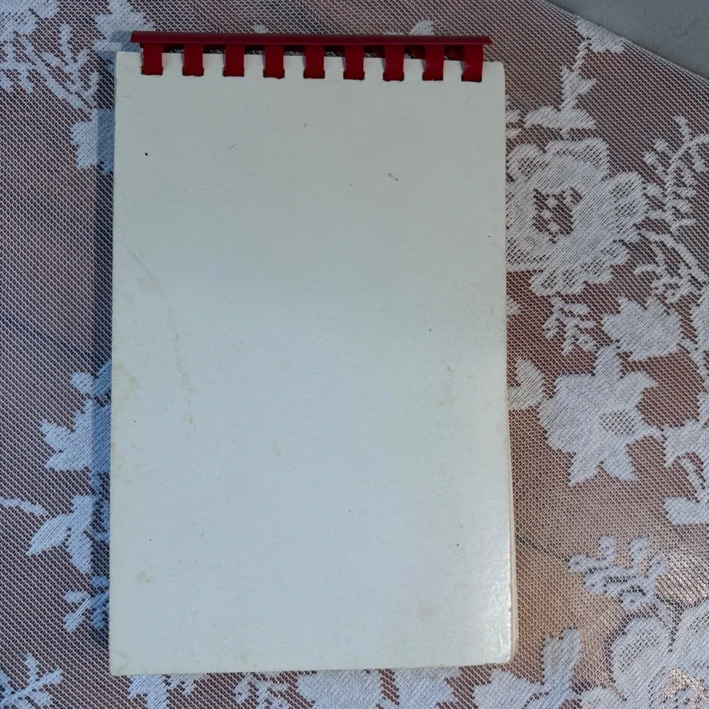 St Elias Mama's Recipes Cookbook Hungarian American 1971 White Good Spiral Bound